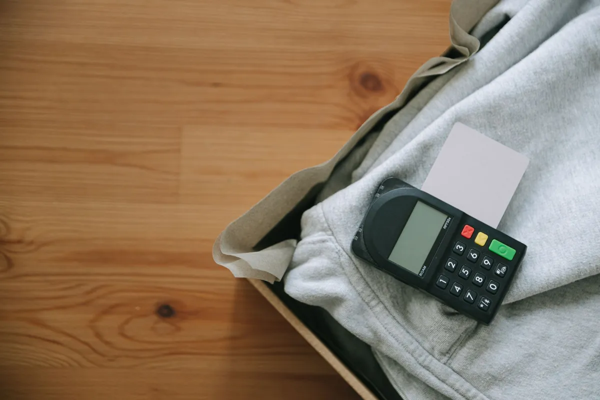 Plafonds de carte bancaire : paiements, retraits et paiement refusé
